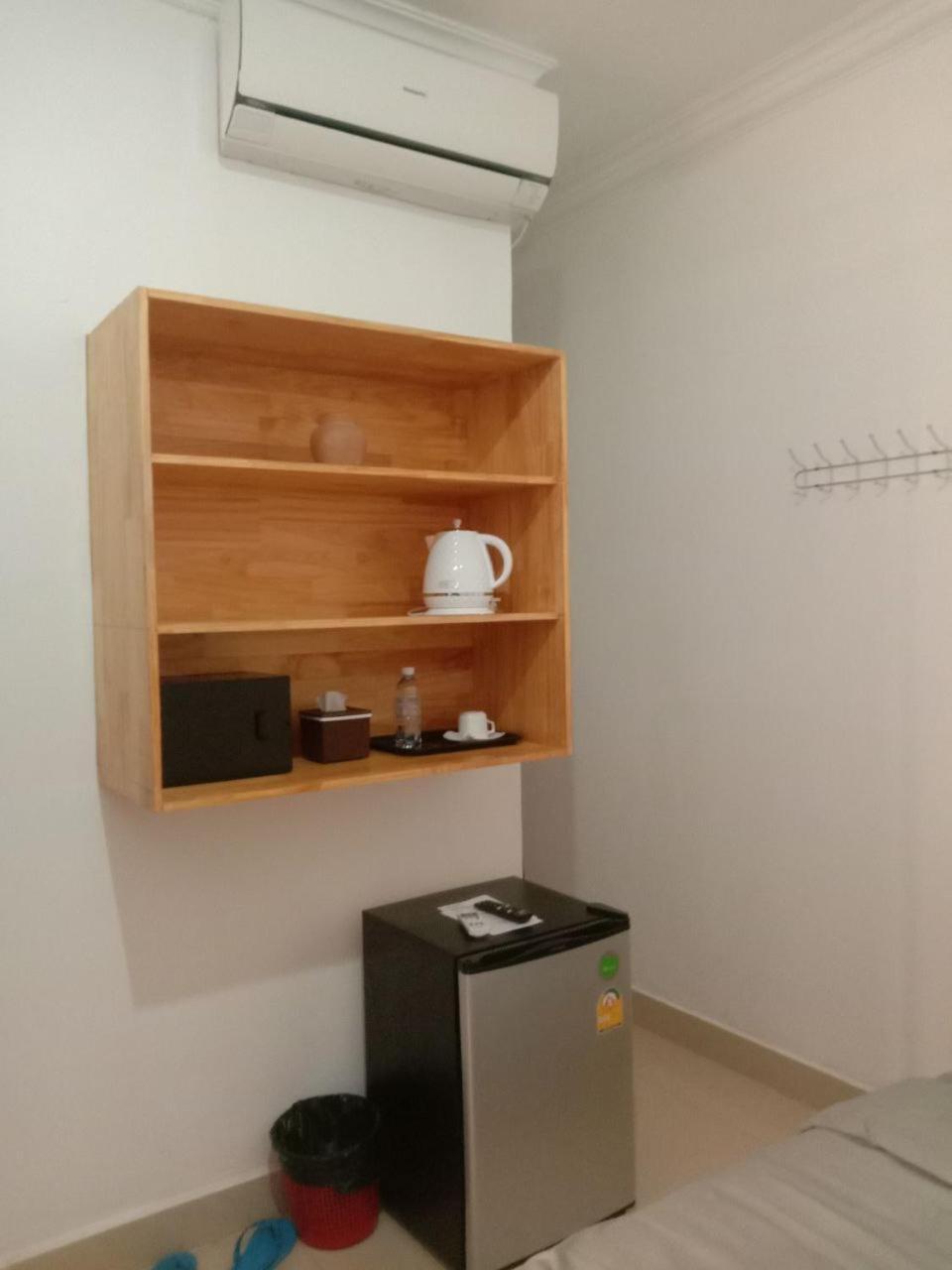 4 ริเวอร์ โฮเต็ล Hotel พนมเปญ ภายนอก รูปภาพ